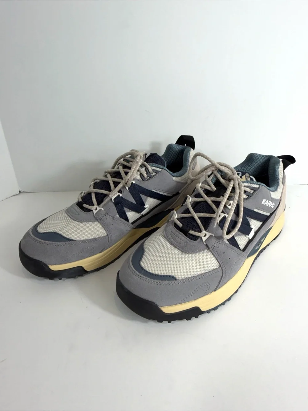 Karhu Fusion XC Unisex Outdoor Trail Sneakers | Gray Blue | US 8 / EU 41.5